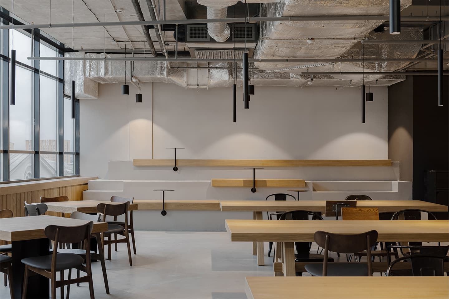 Брутальный интерьер фудмолла в минском торговом центре — проект DUDES architects