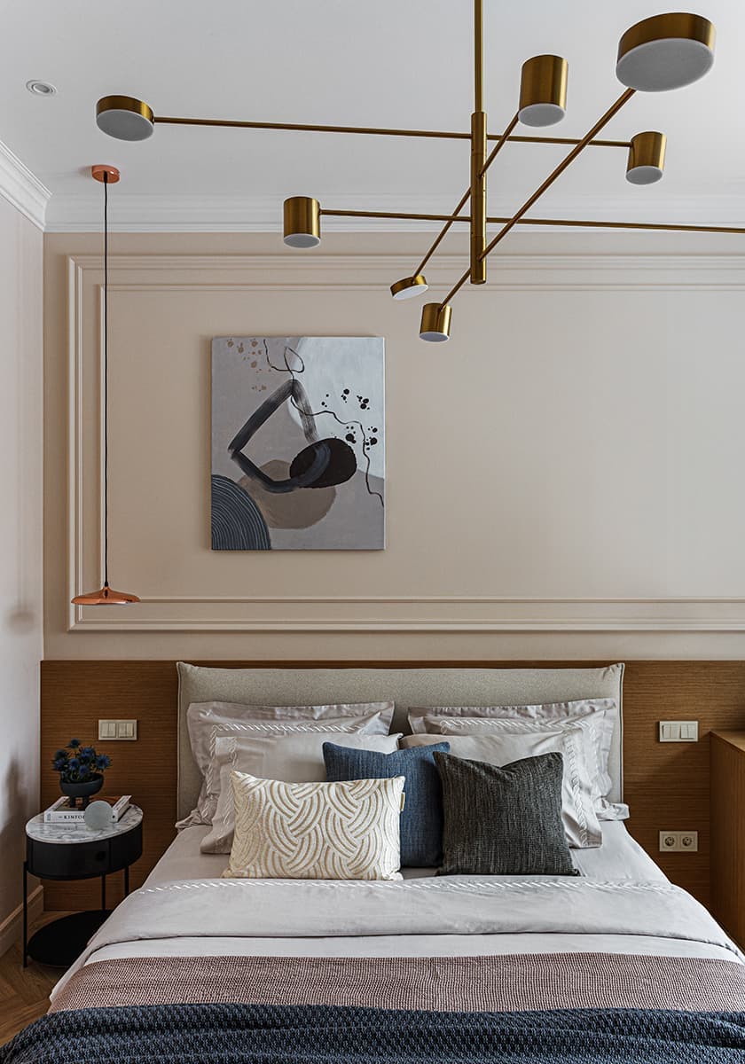 Мягкий интерьер квартиры для девушки с двумя кошками — проект студии Marta-Kosta