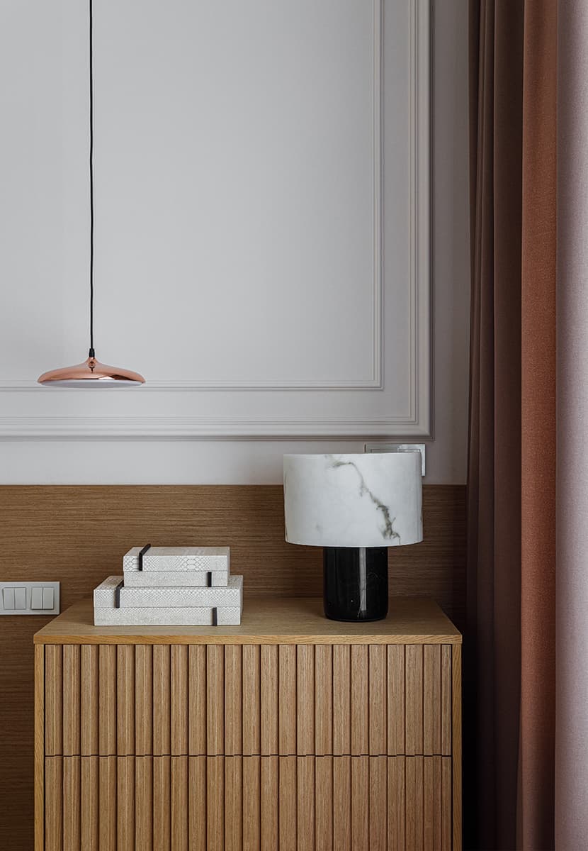 Мягкий интерьер квартиры для девушки с двумя кошками — проект студии Marta-Kosta