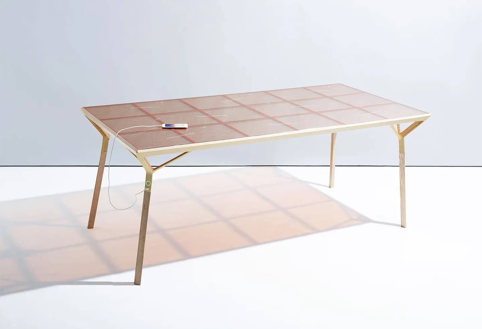 Солнечный дизайн Марьян ван Обель. Фото: Marjan van Aubel