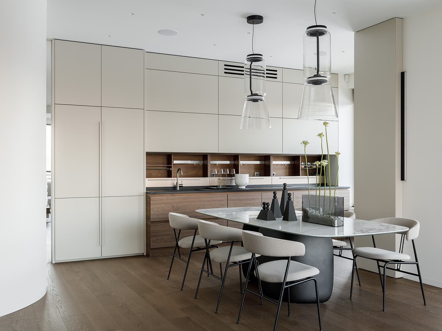 Сложность в простоте: продуманный интерьер двухсотметровой квартиры — проект Background Studio