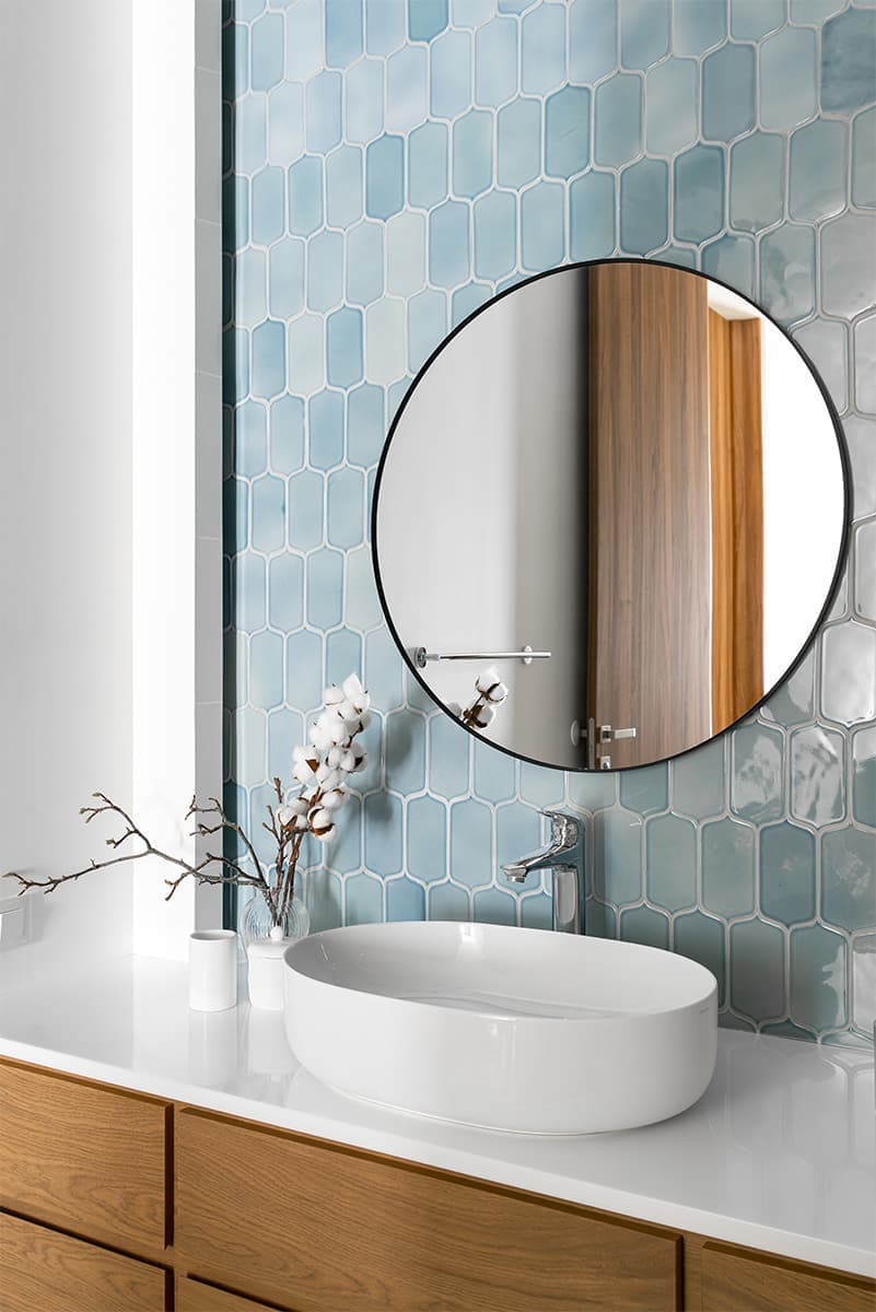 Бело-голубые тона в интерьере для дружной семьи из Астаны — проект Евгении Мараськовой-Григорянц