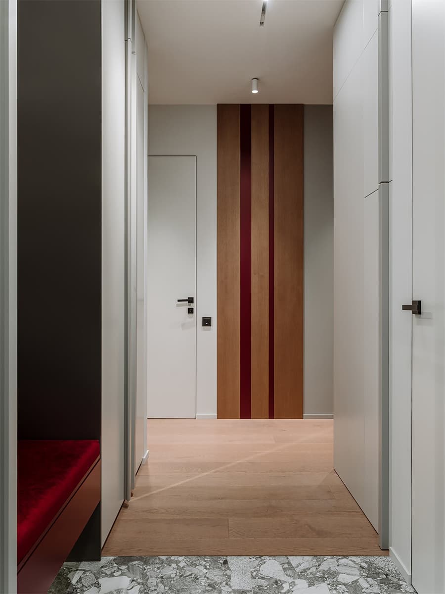 Серо-бежевые оттенки в интерьере квартиры для семейной пары — проект студии Kovalchuk Interior