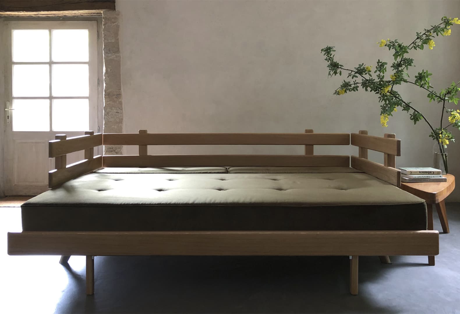 Геза Хансен: Remix Night Couch. Фото: The Hansen Family