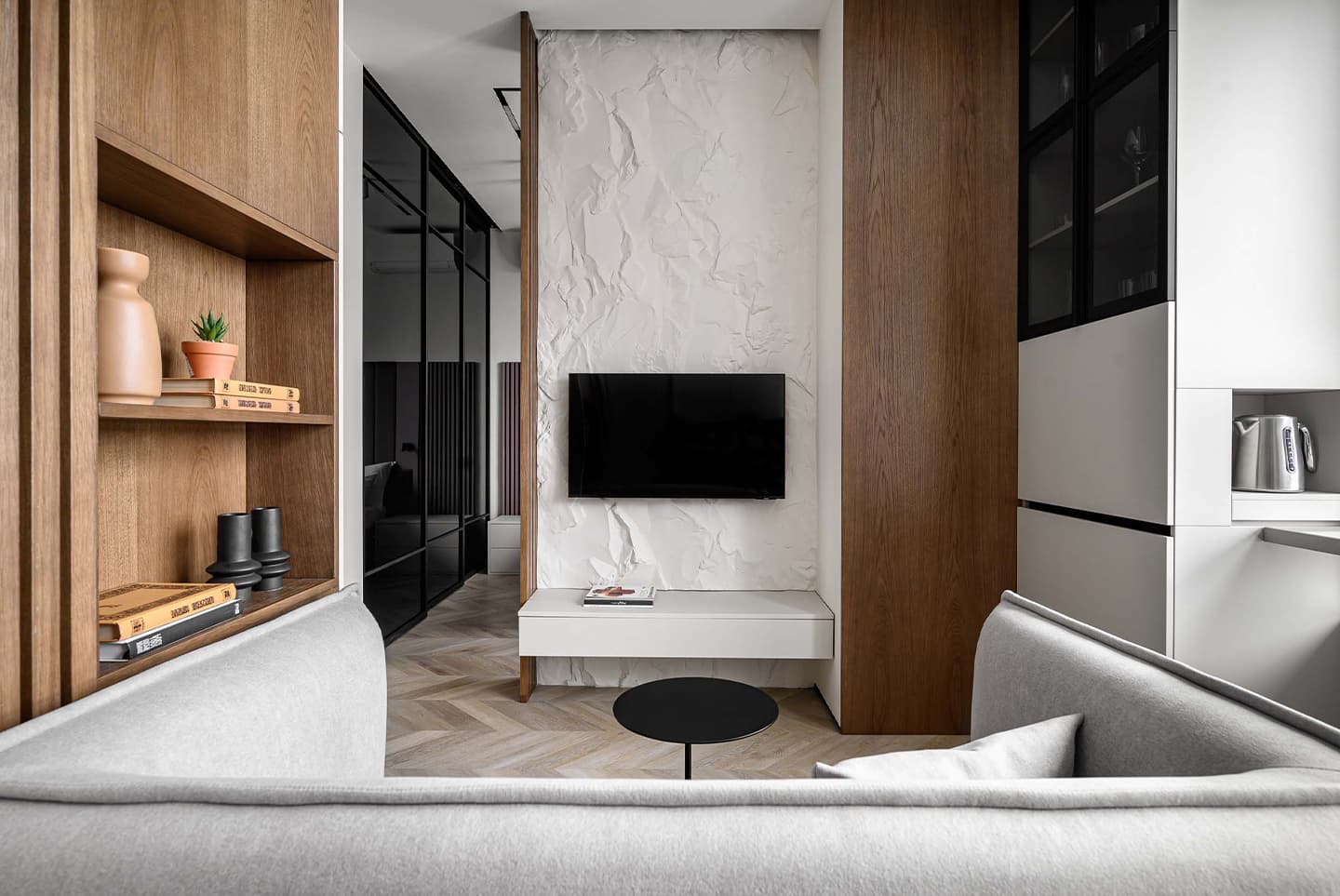 Лаконичный интерьер с нескучными деталями и выверенными пропорциями — проект Ирины Ващенко