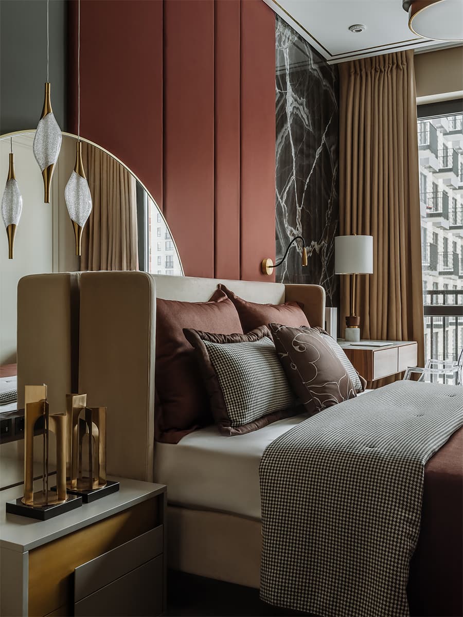 Микс теплых оттенков и фактурной древесины в интерьере квартиры для супругов — проект Инны Азорской