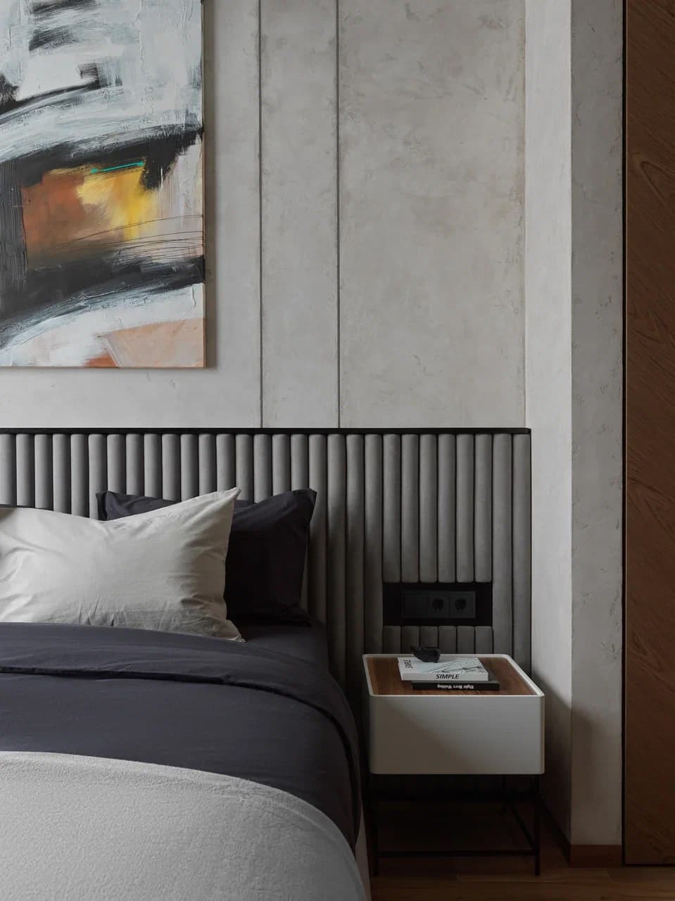 Натуральные материалы и чистота форм в гармоничном интерьере квартиры — проект бюро AR ARCHITECTS