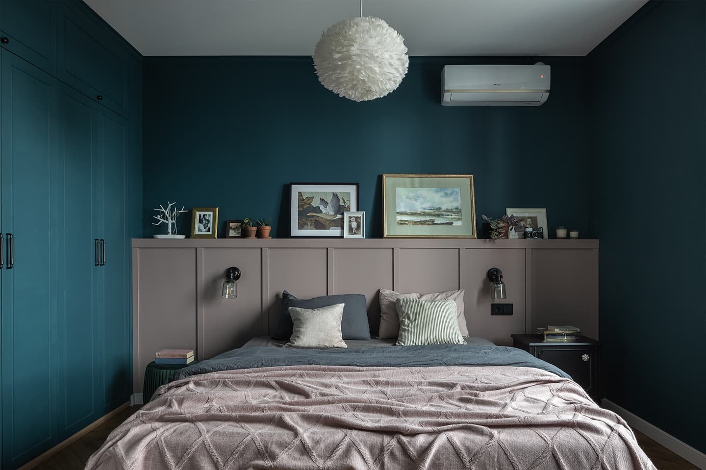 Эклектичный интерьер квартиры с тщательно продуманным декором — проект Надежды Токаревой