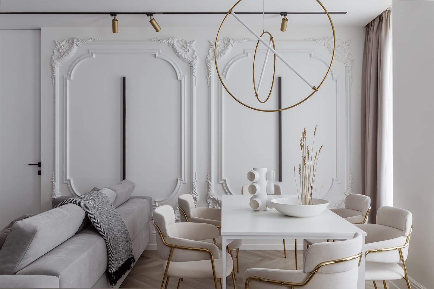 Классические элементы в интерьере элегантной квартиры для семьи с двумя сыновьями — проект Оксаны Пирко и Дарьи Гончаровой