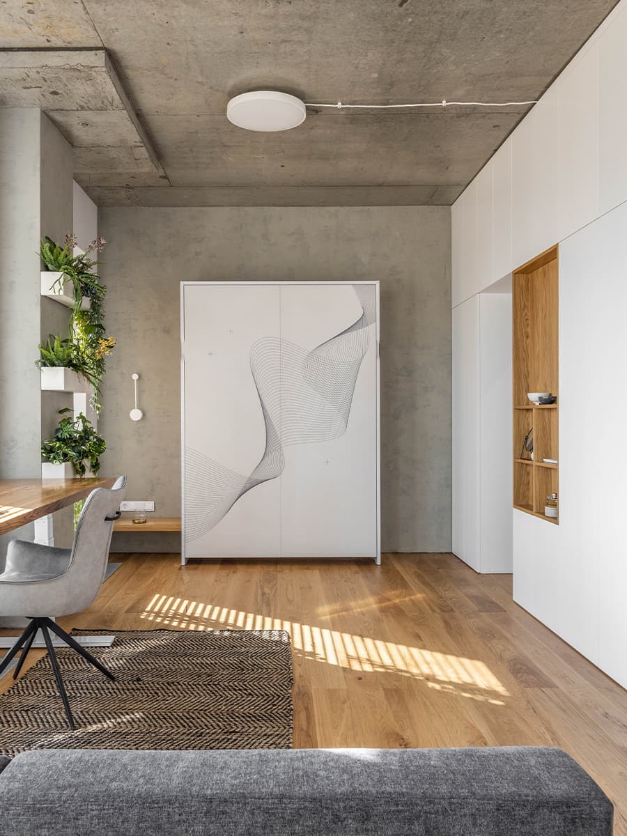 Продуманный интерьер небольшой квартиры с кроватью-трансформером — проект дизайн-бюро Dash Design