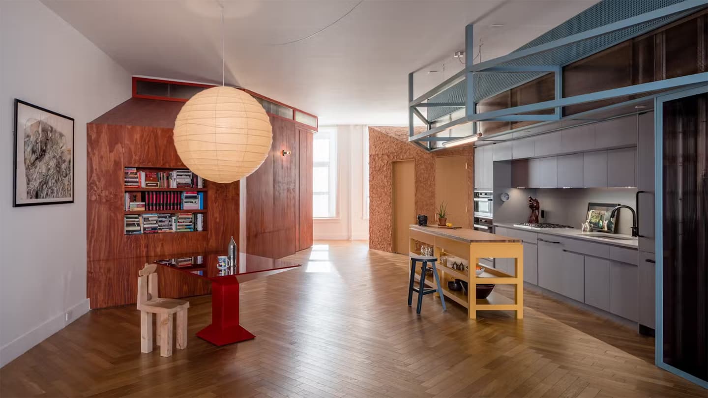 Уютный интерьер жилой арт-резиденции в Бруклине — проект Future Projects