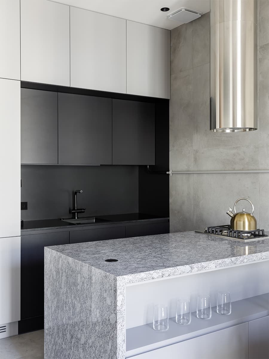 Современный интерьер квартиры, сохранившей атмосферу старого Петербурга — проект студии Background