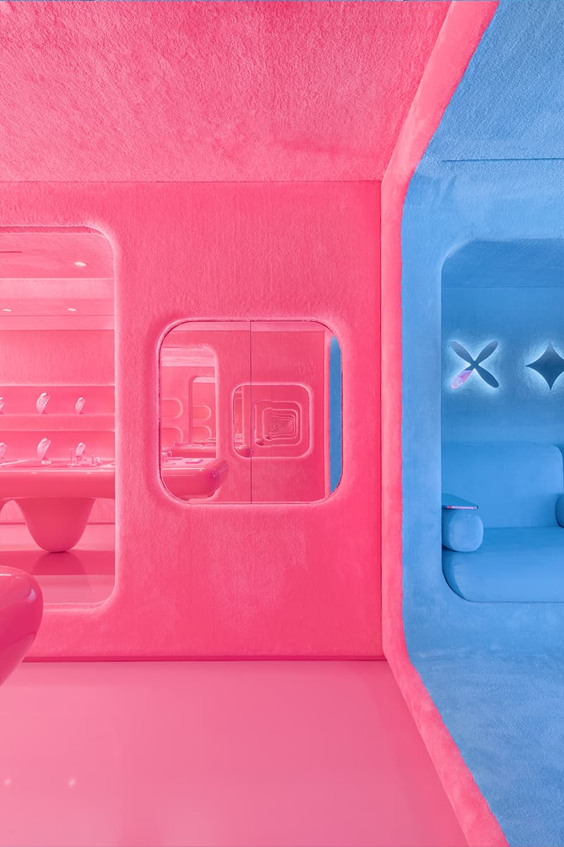 Эпатажный интерьер магазина ювелирных украшений на Патриарших прудах — проект Елены Локастовой