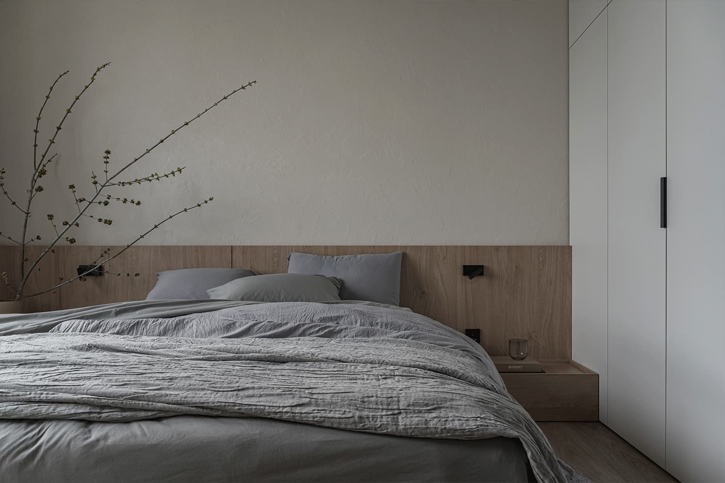 Светлый интерьер с продуманной атмосферой — проект студии ПРЕОБРАЗОВАТЕЛЬ